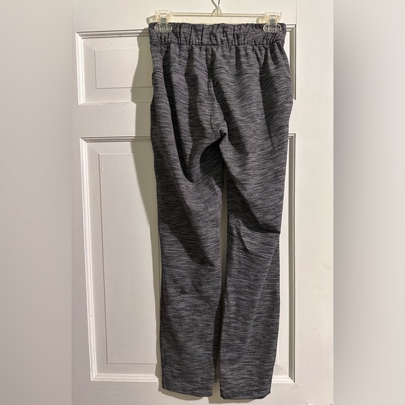 Lululemon On The Fly Pant size 2 - Picture 9 of 13